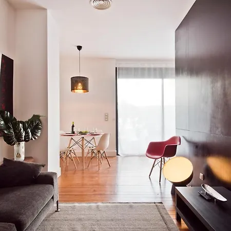 Bmyguest - Campo Pequeno Terrace شقة